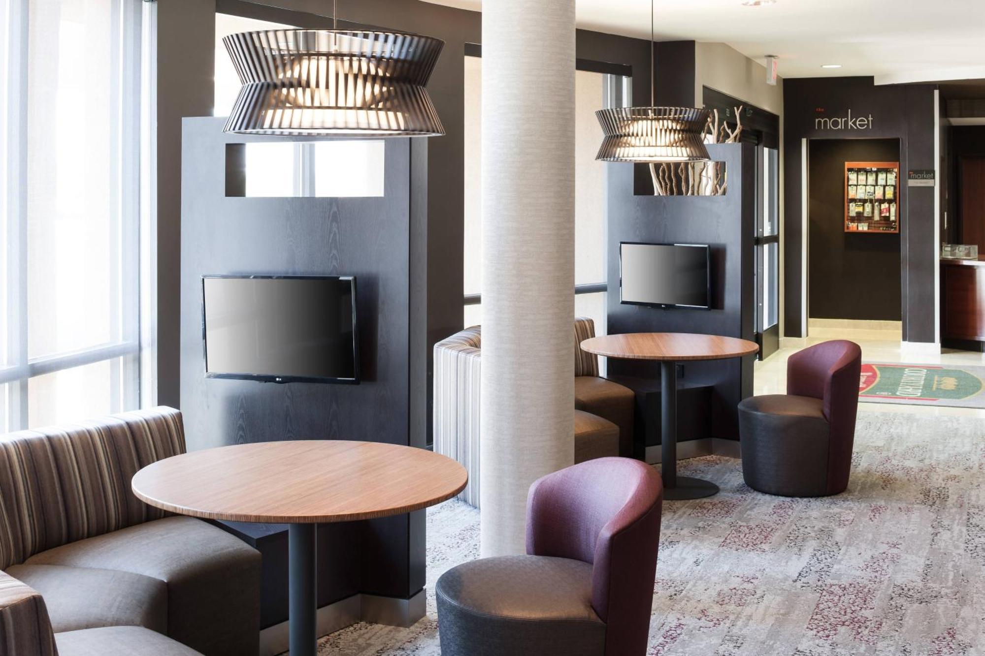 Courtyard By Marriott Hattiesburg Exteriör bild