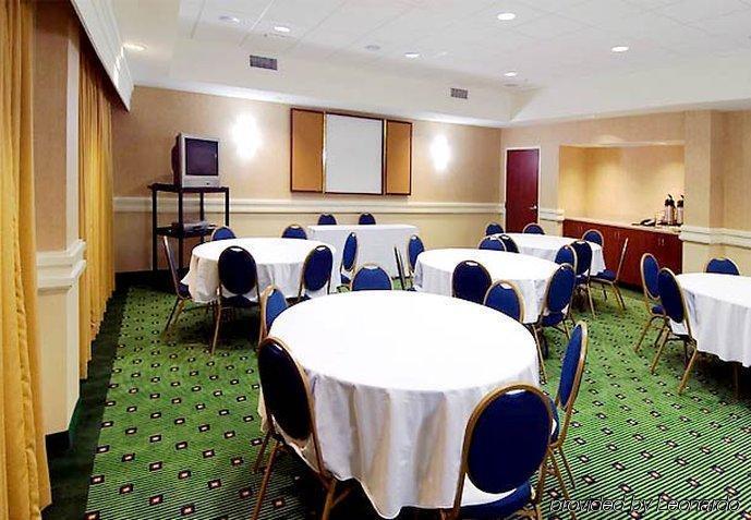 Courtyard By Marriott Hattiesburg Exteriör bild